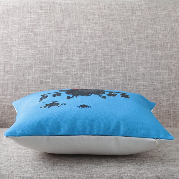 クッションカバー Banksy バンクシー Helicopter BowBlue jubileecushionba069 2枚目の画像