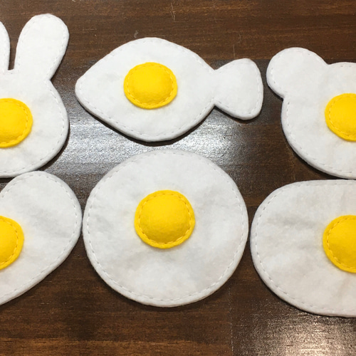 受注製作☆フェルトの目玉焼き おもちゃ・人形 かよ 通販 5158733