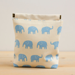 Spring Pouch Blue Elephant No.25 第1張的照片