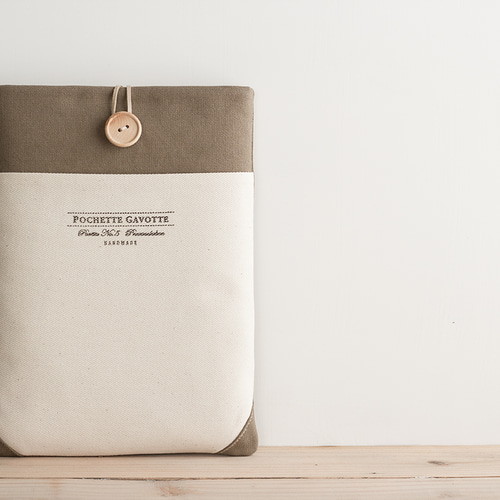 おしゃれなノートパソコンケース グレージュ帆布 PCケース Pochette