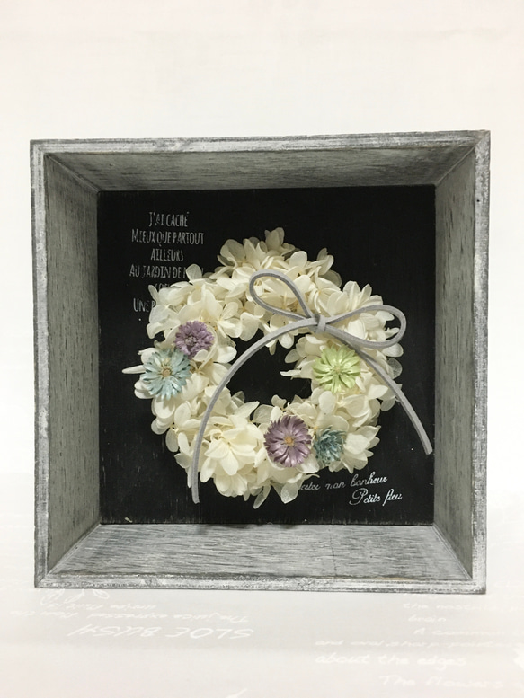 アンティーク風ボックス〜ホワイト紫陽花のミニリース〜 3枚目の画像