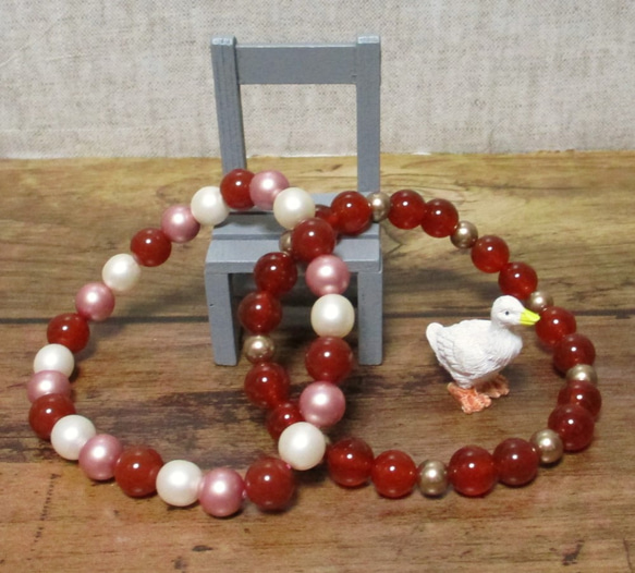 笑顔で去っていたあなたの背後に沈む赤メノウが目に染みる。<<1点ものブレスレット>>IB73 4枚目の画像