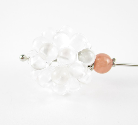 色々と気を遣うから、自分の気持ちとインカローズが見え隠れしています。＜ぼぼ屋のハットピン＞AP048 2枚目の画像