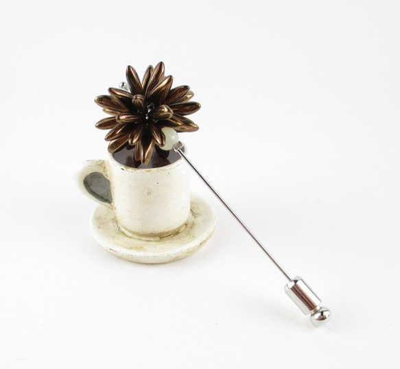 一日一日を大切にしているから、ふとした瞬間にムーンストーンを見つけました。＜ぼぼ屋のハットピン＞AP049 1枚目の画像