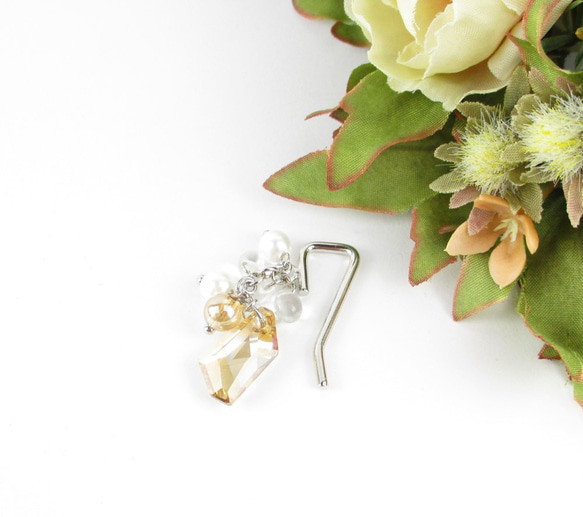 祝い事は何度あっても嬉しいものだから、シャンパンオーラで何回も乾杯しよう♪<ぼぼ屋のポニーフック>PF006 1枚目の画像