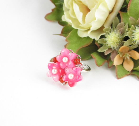 あの日の思い出が胸を熱くするから、桜も赤メノウも紅く染まります。<1点もの創作リング>SR565 4枚目の画像