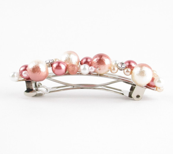 恋の季節の訪れを感じる頃には、インカローズが色濃く花開くのでしょう。<ぼぼ屋のバレッタ>BR001 4枚目の画像