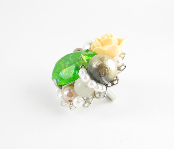 ムーンストーンが真実を映しだしたとしても、やっぱり隣の芝は青い。<ぼぼ屋のポニーフック>PF019 2枚目の画像