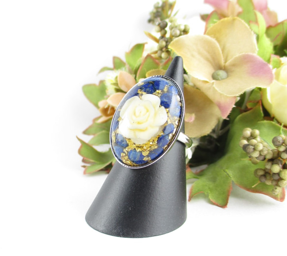 ラピスラズリに託した希望をもって覗いた望遠鏡の向こうには、一輪の薔薇がこちらを見ていた。<創作リング>SR608 1枚目の画像