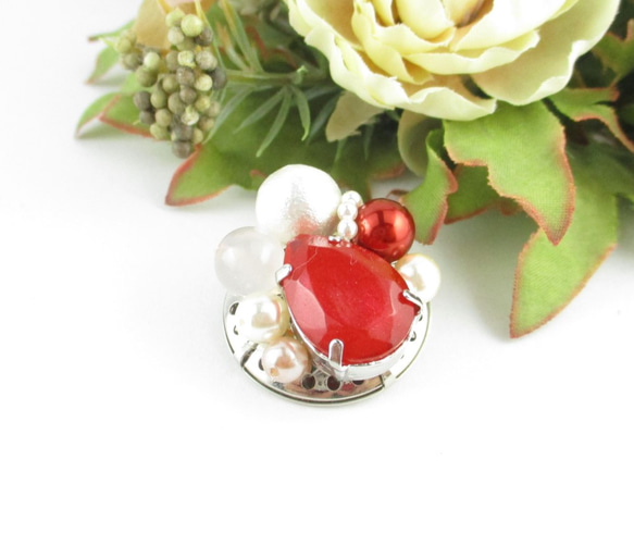 「あたなはもう記憶の一部でしかないの」と言われも、夕空に浮かぶピンクメノウは今日も変わらない。<創作ブローチ>SB844 1枚目の画像