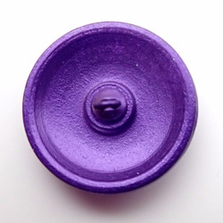 チェコのボタン　ペイズリー紫にシルバーペイント 2枚目の画像