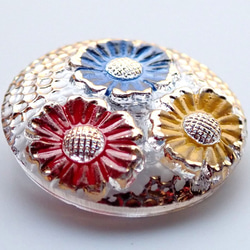 チェコのボタン　３輪の菊　３色 3枚目の画像