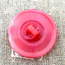 チェコのガラスボタン　ネコ　ピンク 2枚目の画像