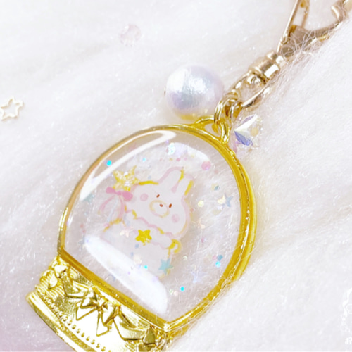 うさぎさんスノードーム♡キーホルダー うさぎさんスノードーム♡キーホルダー うさぎょスノードーム