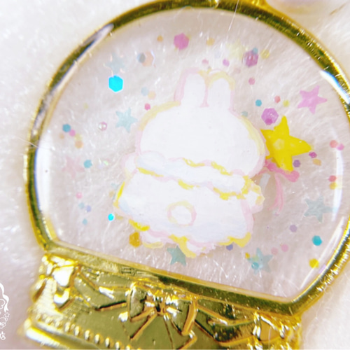 うさぎさんスノードーム♡キーホルダー うさぎさんスノードーム♡キーホルダー