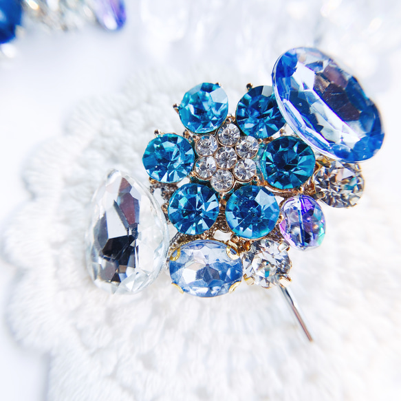 clear blue  キラキラ宝石ビジューのポニーフック 1枚目の画像