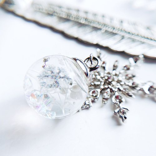 ハンドメイド　ブックマーカー　しおり　«No.145»　キラキラ♡ガラスドーム ハンドメイド ブックマーカー しおり «No.145» キラキラ♡ガラス