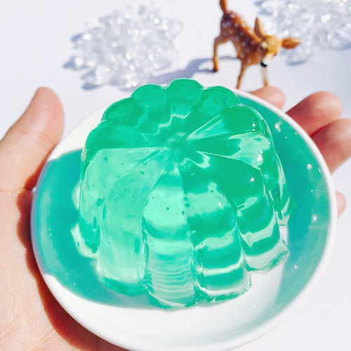 本物みたいなキラキラメロンゼリーのオブジェ さくらんぼつき リアル