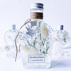 ◆ハーバリウム ＃147 真っ白いお花のbottle.:*:・ ホワイトのボタニカルハーバリウム – Craftie Home (クラフティ
