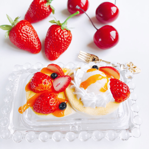苺サンデーの朱肉 strawberry スイーツデコ フェイクスイーツ