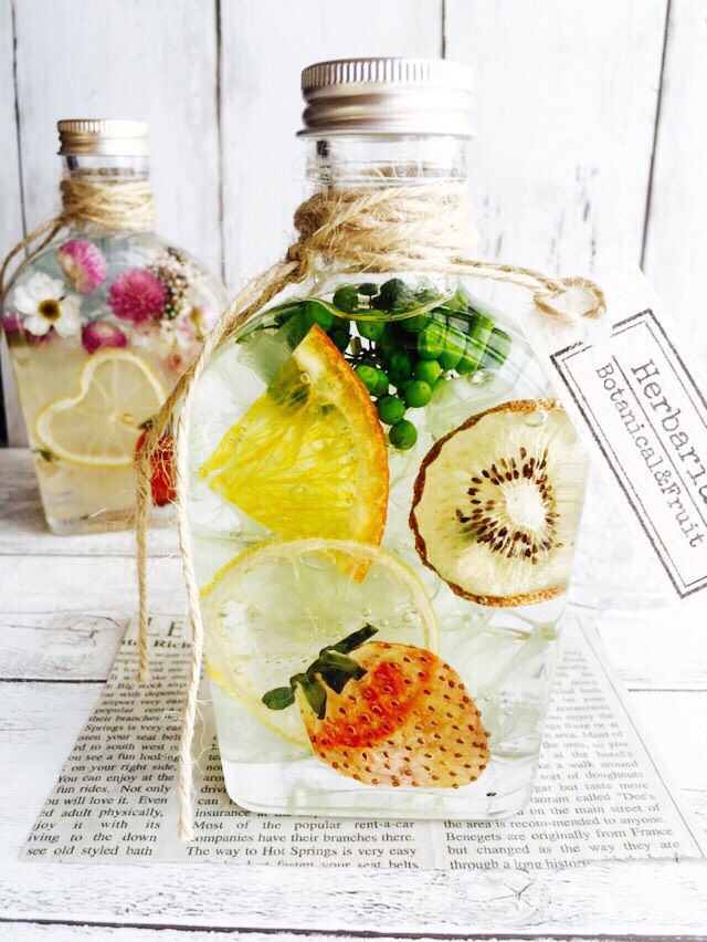 ハーバリウム 2024【組み合わせが楽しい♪選べるボトル】 Christmas