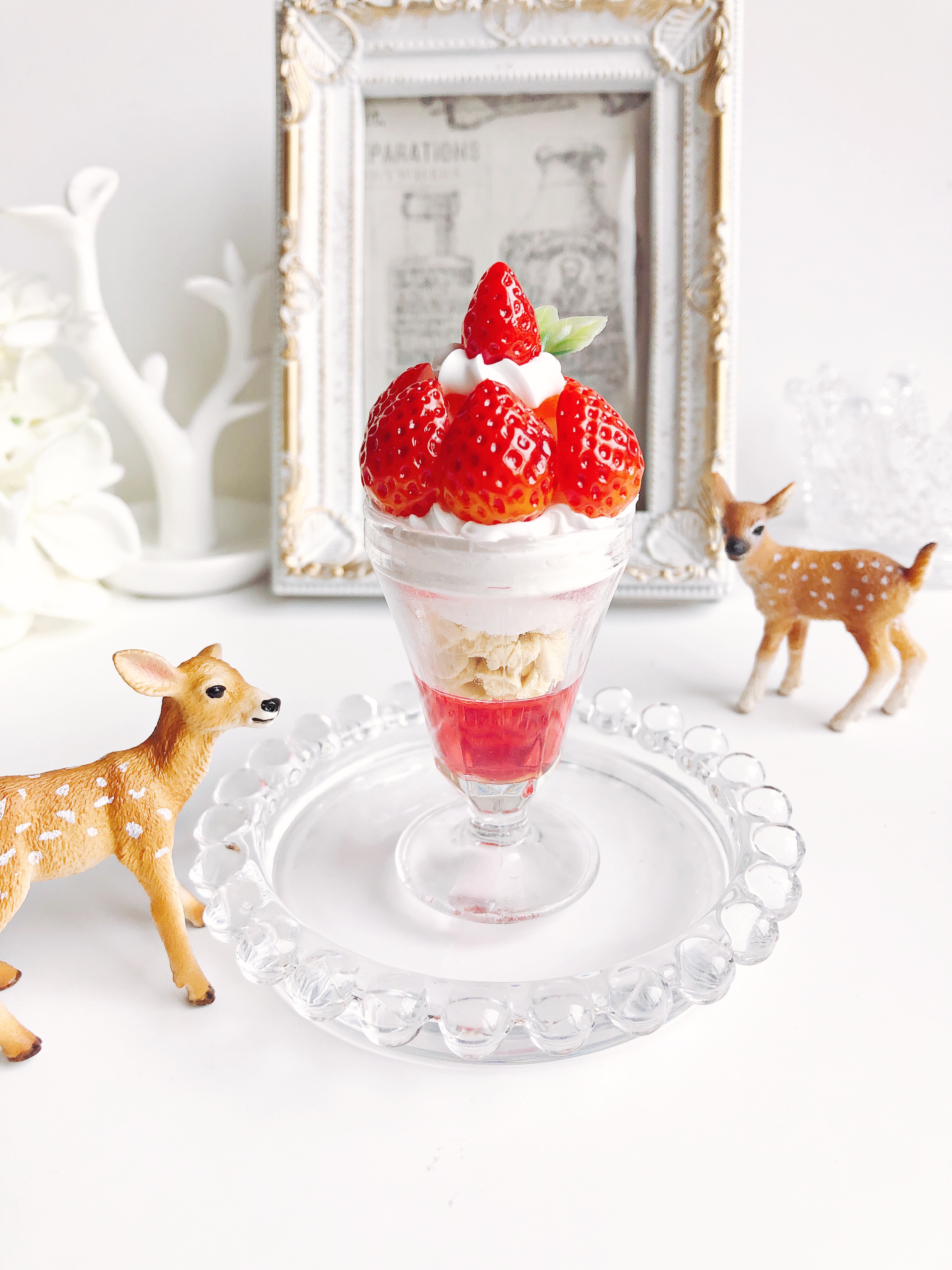 いちごパフェ☆様✨専用ハンドメイドふわふわ小さいタッセル