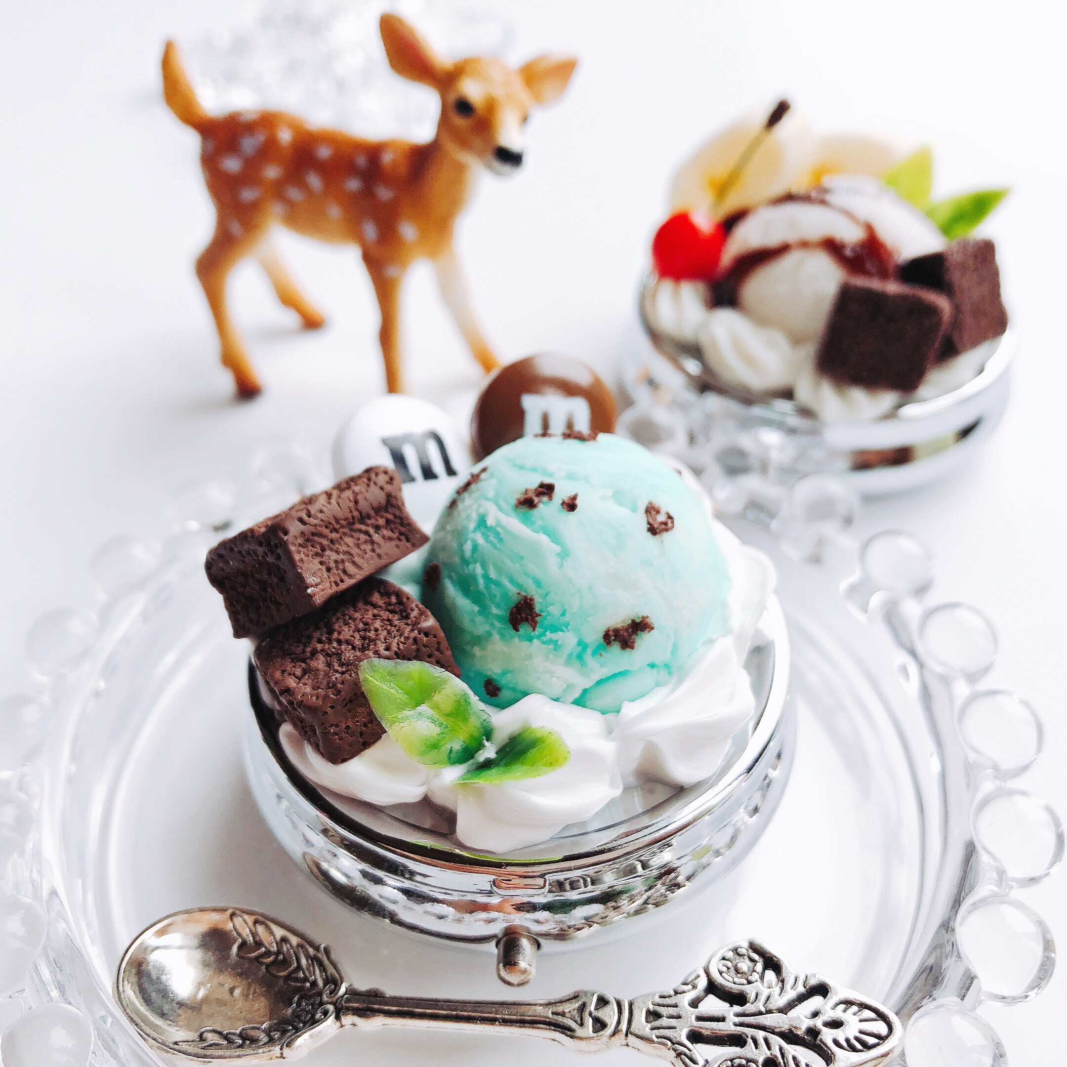 チョコミントパフェのピルケース フェイクスイーツ フリー