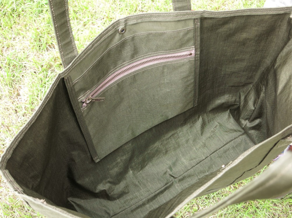 ハンドルカバーのトートバッグ  いっぱい入る撥水加工 牛革ハンドルカバー 5枚目の画像