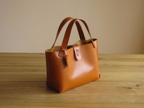 簡約迷你真皮托特包 第2張的照片