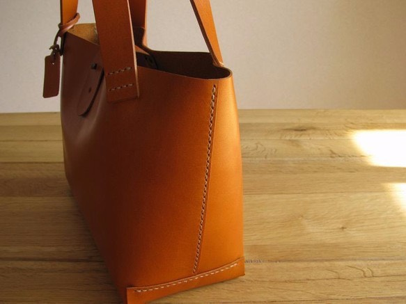 簡約迷你真皮托特包 第3張的照片