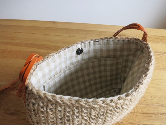 革ショルダーの麻ポシェット 7枚目の画像