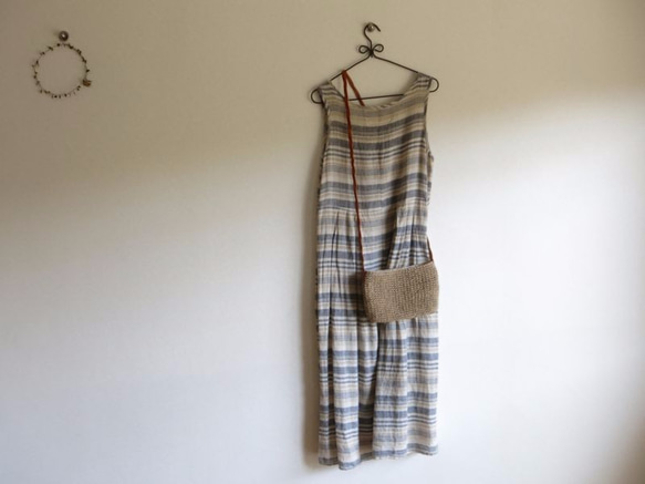 革ショルダーの麻ポシェット 8枚目の画像