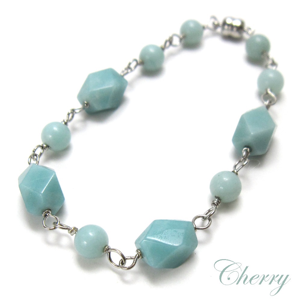 アマゾナイトのブレスレット