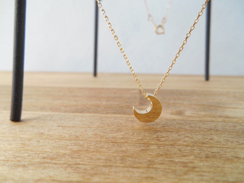 三日月ネックレス ネックレス・ペンダント ainasu1217 通販