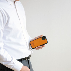 イタリアンレザー iPhoneケース 本革 スマホケース 背面  エルバマット グリップタッチ iPhone15対応　 15枚目の画像