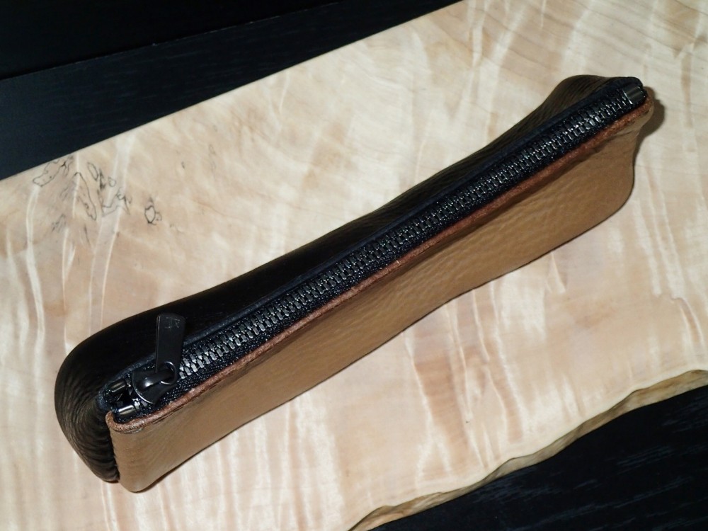 ダイアゴナル ペンポーチ S （OAK×BK　ykkブラックニッケル）  レザー ペンケース レザーポーチ ツートン