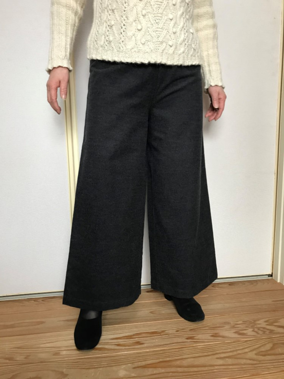 起毛コットン　ワイドパンツ　Мサイズ　丈直しできます 2枚目の画像