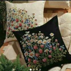 クロスステッチ玉蘭の花のクッションカバー2点セット クロスステッチ玉蘭の花のクッションカバー2点セット