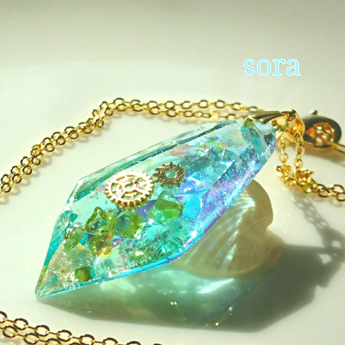 蓄光鉱石ネックレス～時の欠片～ペリドット サージカルステンレス