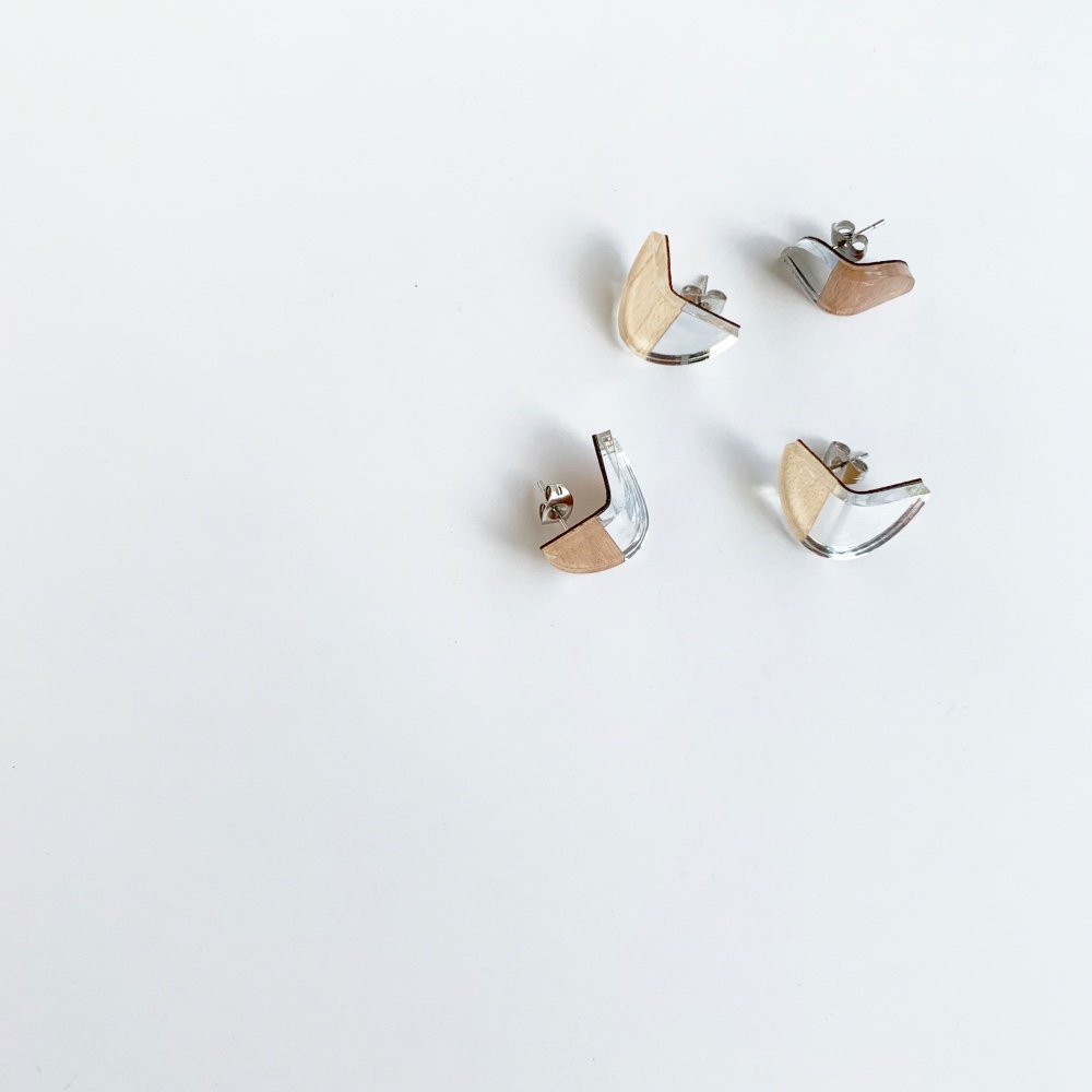 bend ミラーピアス