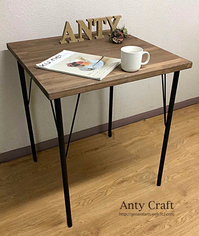 【NEW】【引取可】鉄脚テーブル カフェテーブル アイアン家具 完成品（60.5×60.5cm）   UN/BK 完成品