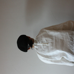 　リネン　バックリボンのシャーリングブラウス　白 5枚目の画像