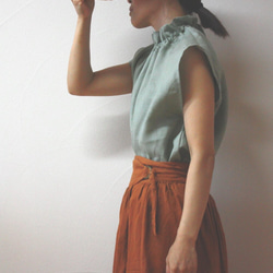 百合様オーダー分 新作　リネン　スタンドフリルのプルオーバー　フレンチ袖 2枚目の画像