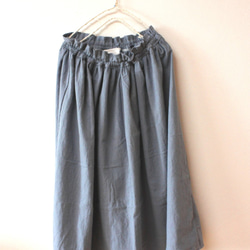 くすみカラー　ブルーグレーのギャザースカート 4枚目の画像
