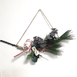 お正月飾り 若松と椿のシンプルお飾り 1枚目の画像