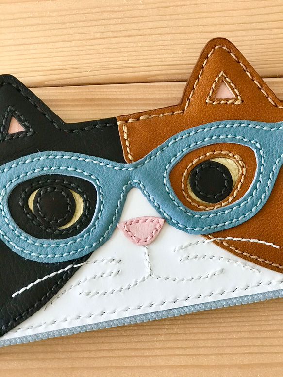 猫好きが作った本牛革メガネケース　三毛猫スモーキーブルーメガネ　　手縫い　送料無料 6枚目の画像
