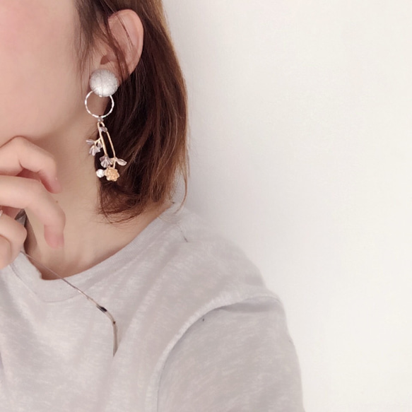 【再販】silver paint×antique flower earring 3枚目の画像