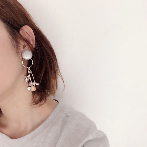 【再販】silver paint×antique flower earring 4枚目の画像