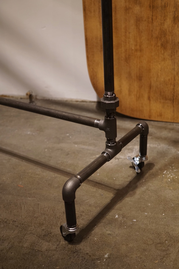 フック付 ガス管 パイプ ハンガー ラック インダストリアル アイアン家具 スチール 鉄 アパレル ショップ 什器 5枚目の画像