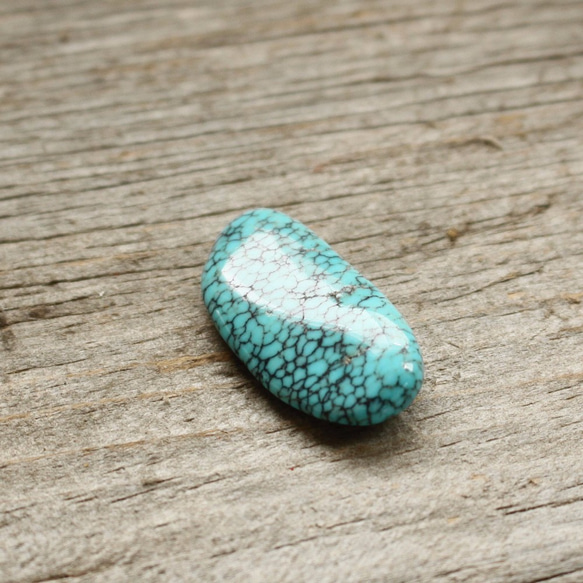 Natural Turquoise from Unknown Mine 22.5ct　天然ターコイズ　産地不明 2枚目の画像